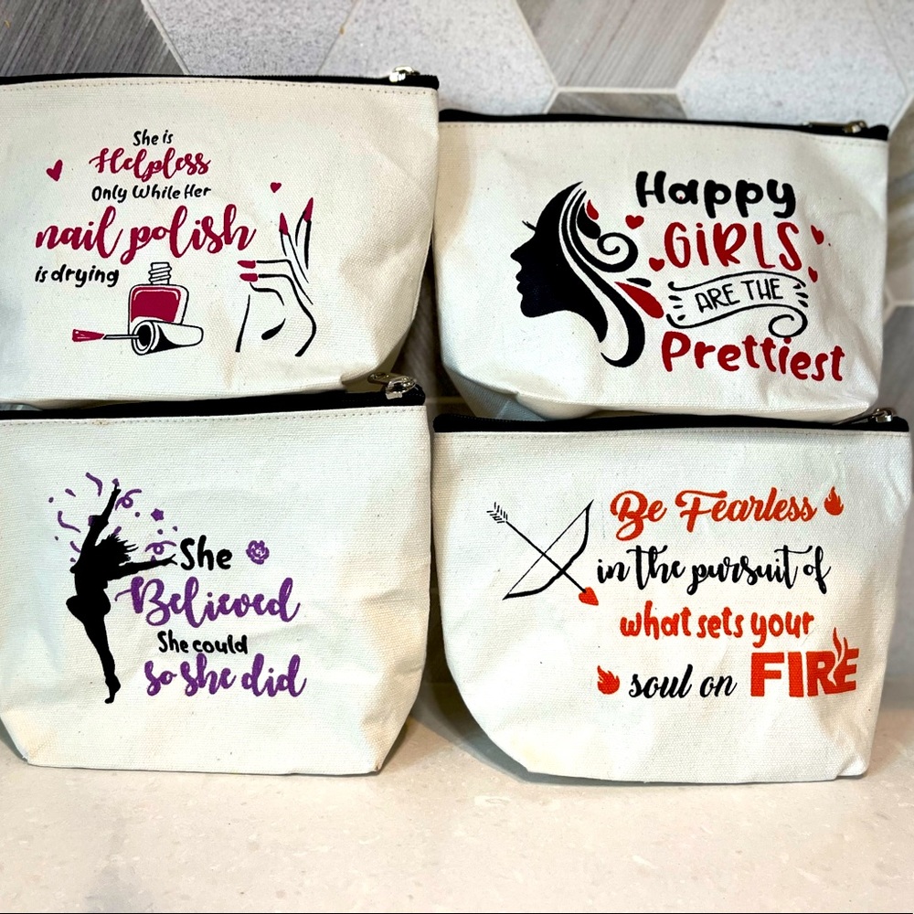 Girlish Inspirational Quotes makeup/travel/Cosmetic bags Set of 4,zipper pouches